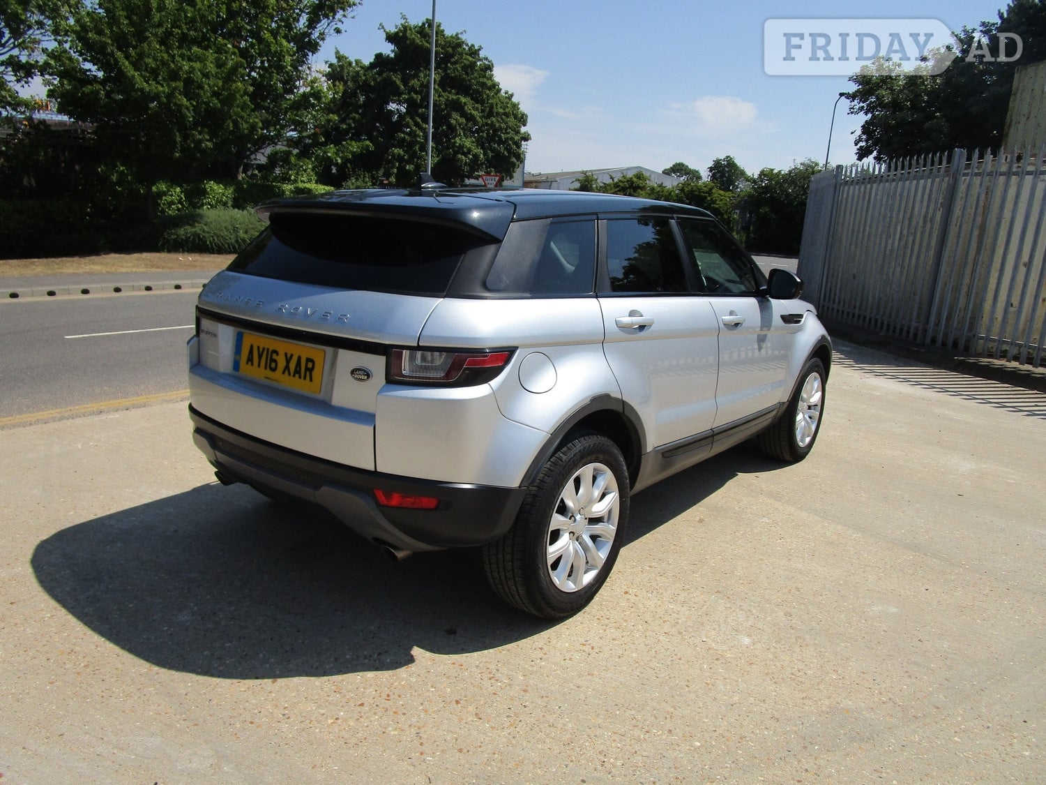 Land Rover Range Rover Evoque 2016 - Cars in Portsmouth