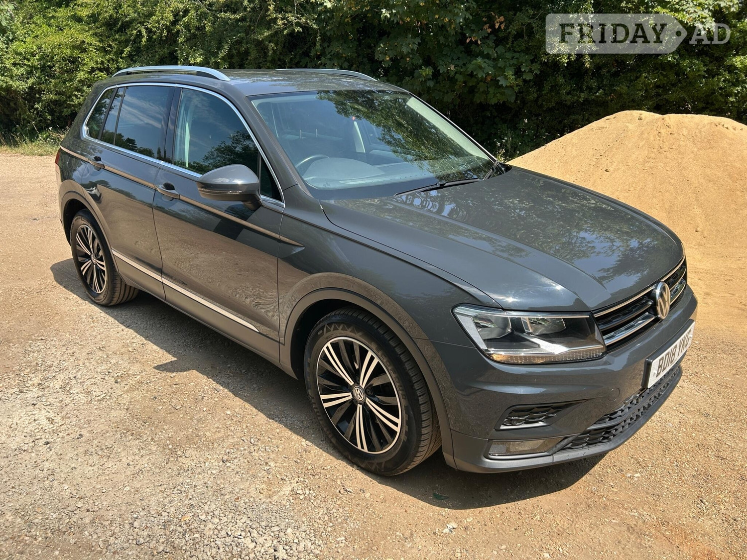 Volkswagen Tiguan 2018 - Cars