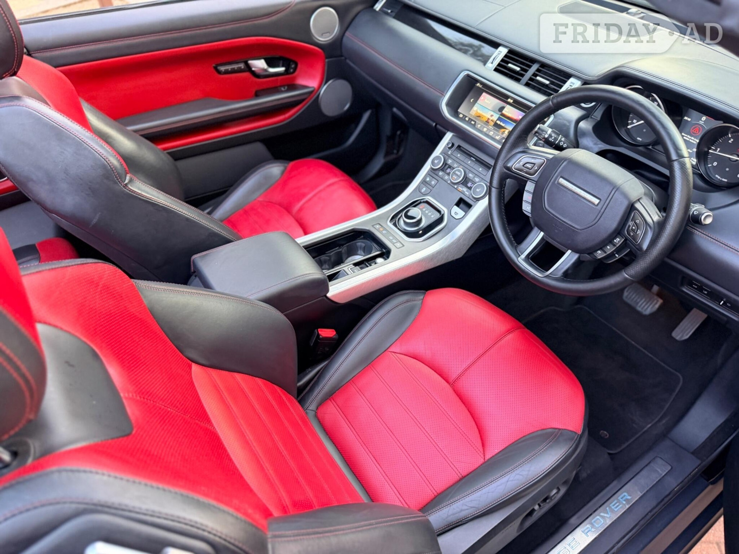 Land Rover Range Rover Evoque Wembley