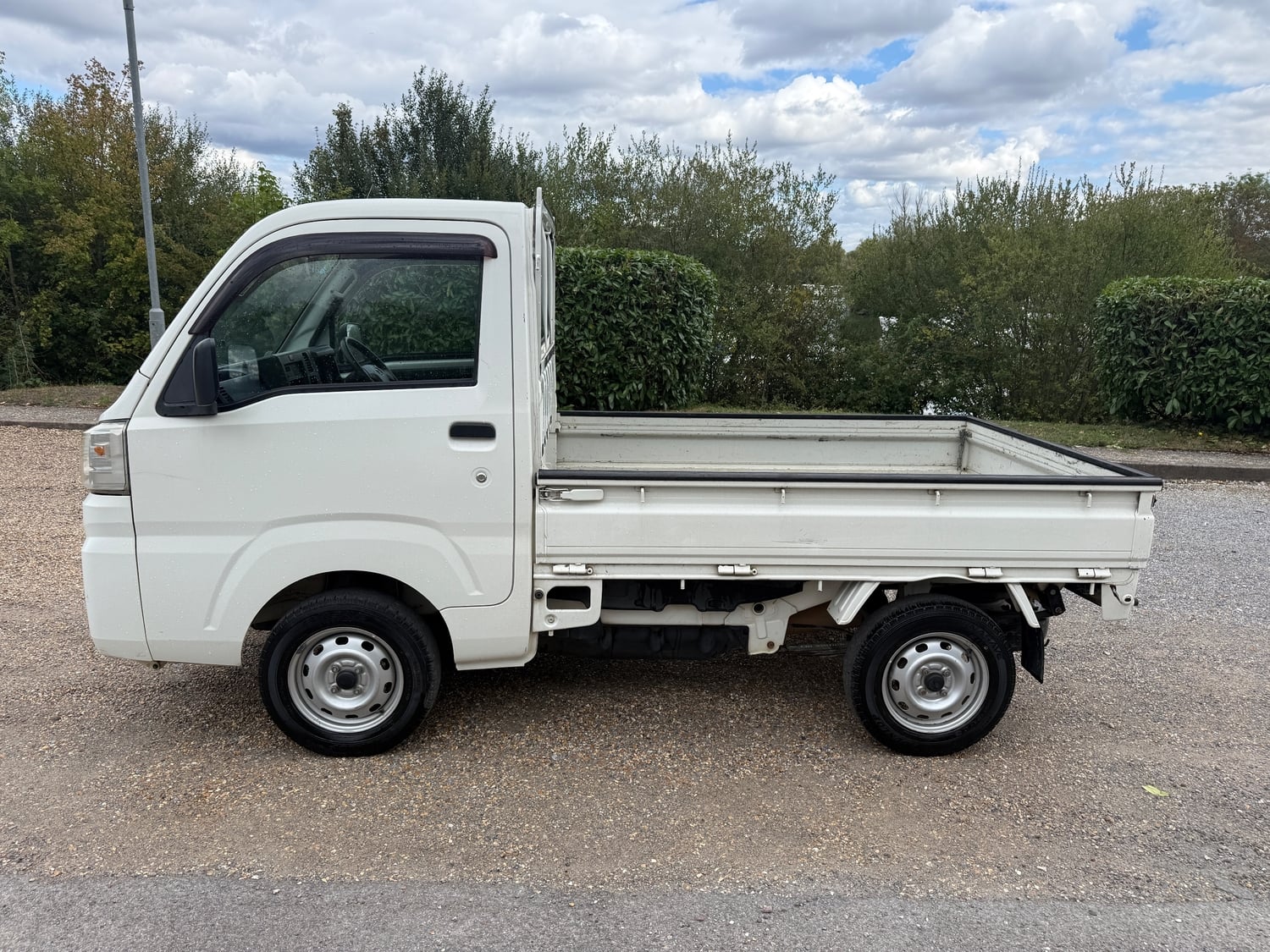 Daihatsu Hi-jet 2015 - Vans & Commercial Vehicles in Chertsey