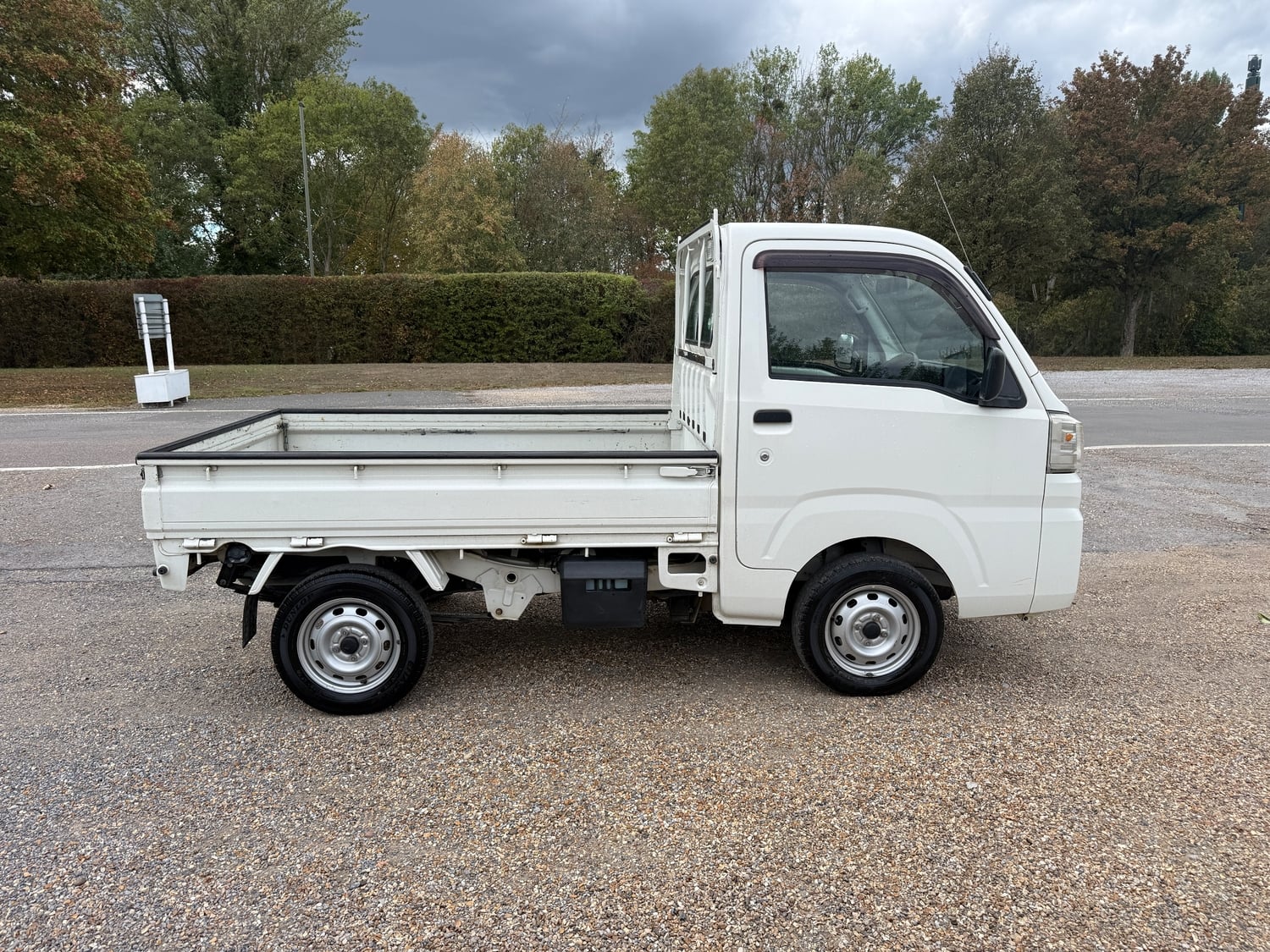 Daihatsu Hi-jet 2015 - Vans & Commercial Vehicles