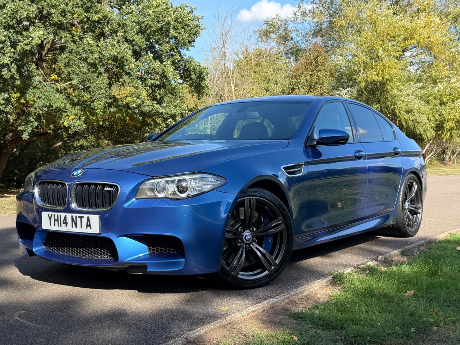 [ berth ]BMW M5
