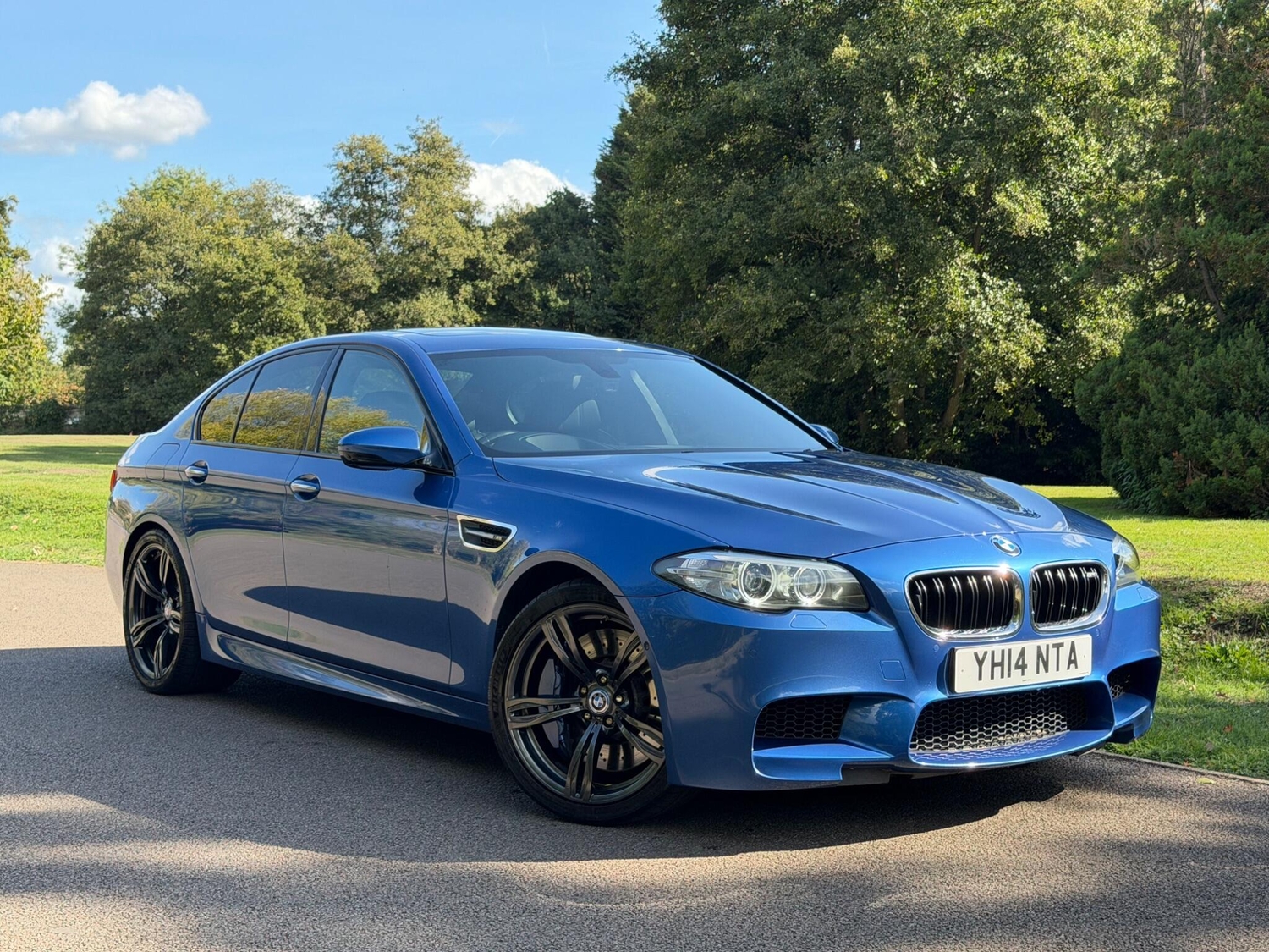 BMW M5 2014 - Cars in Addlestone