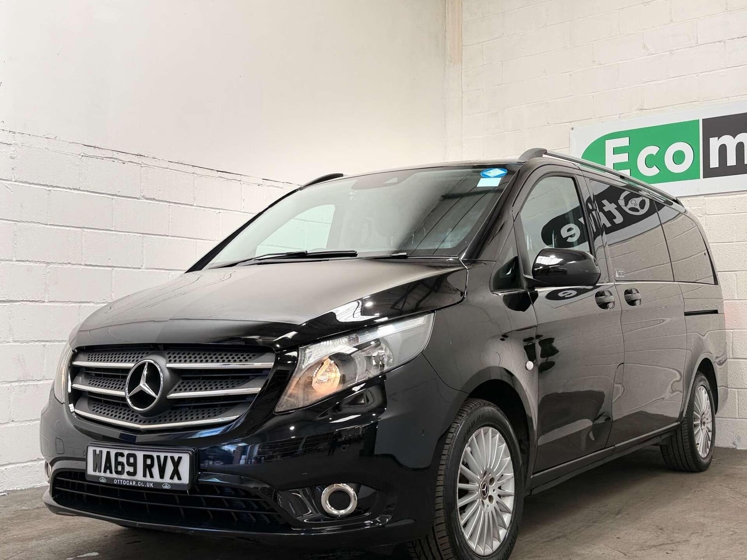 [ berth ]Mercedes-Benz Vito