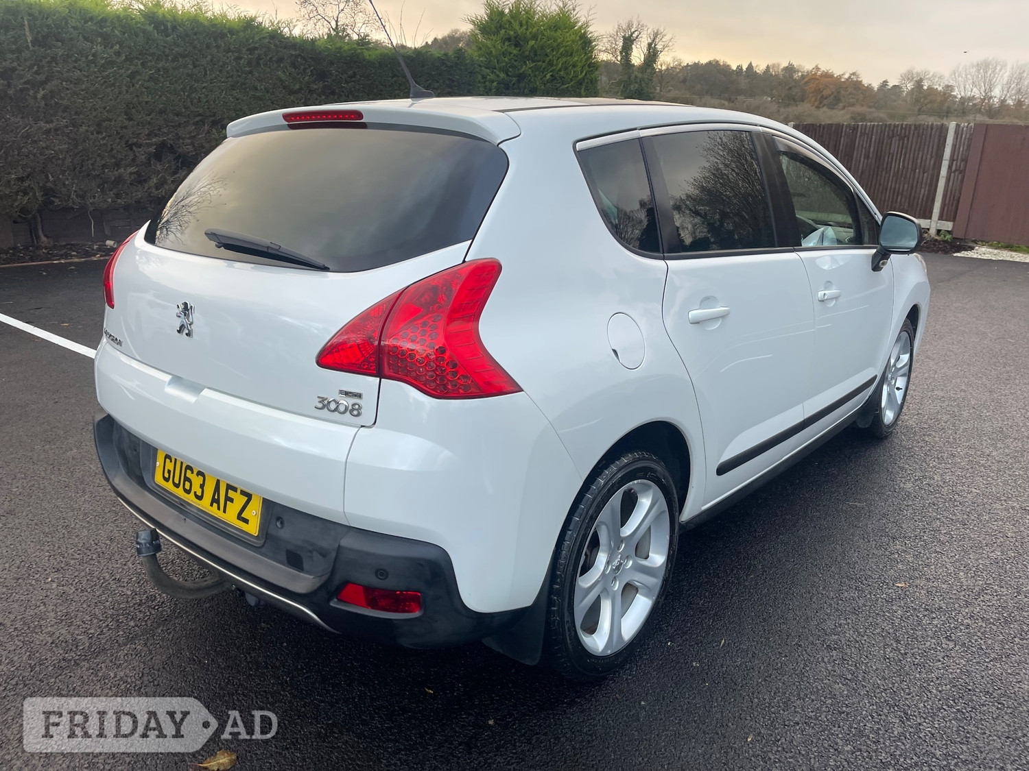 [ berth ]Peugeot 3008