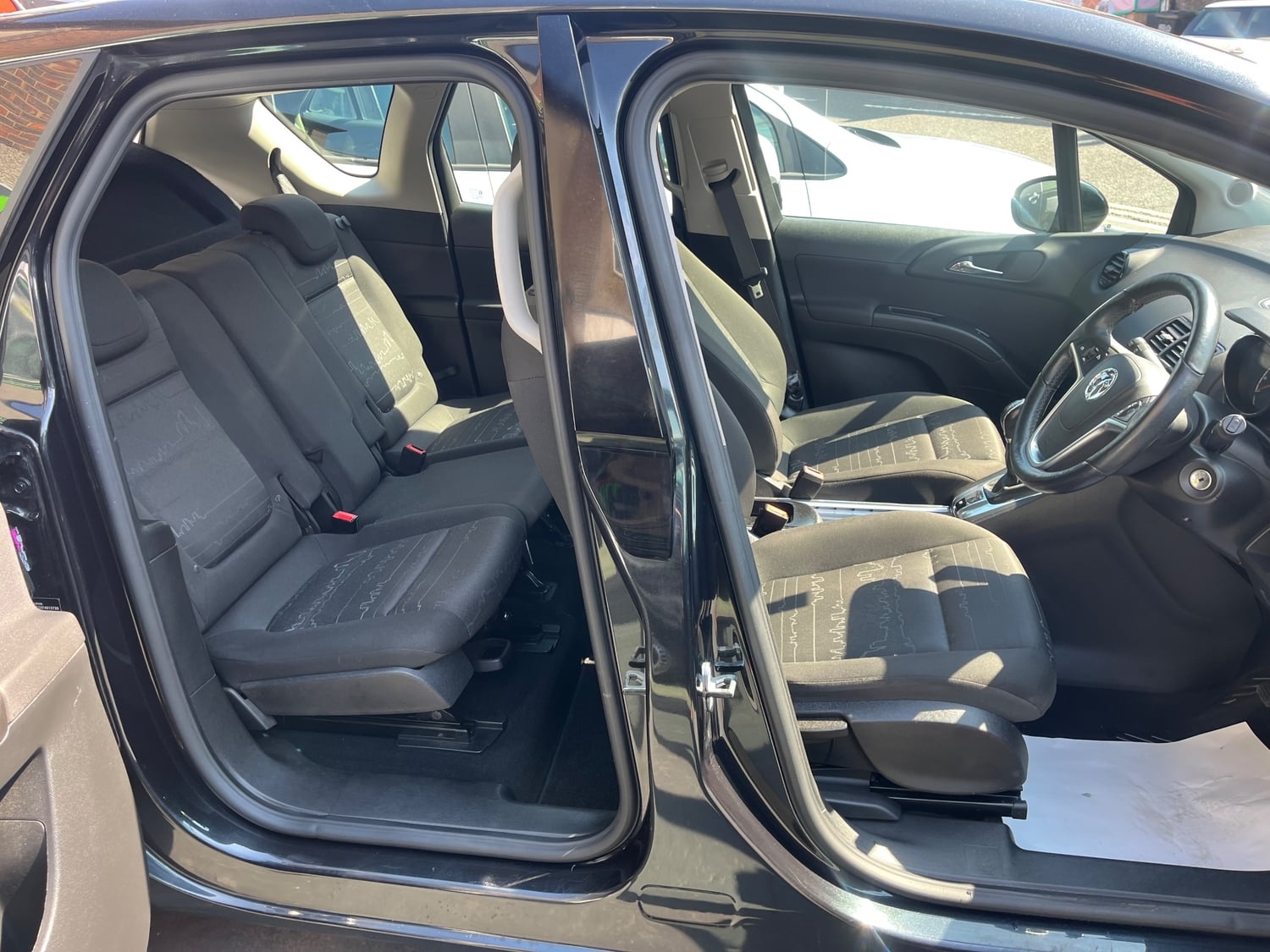 Vauxhall Meriva 2014 - Cars