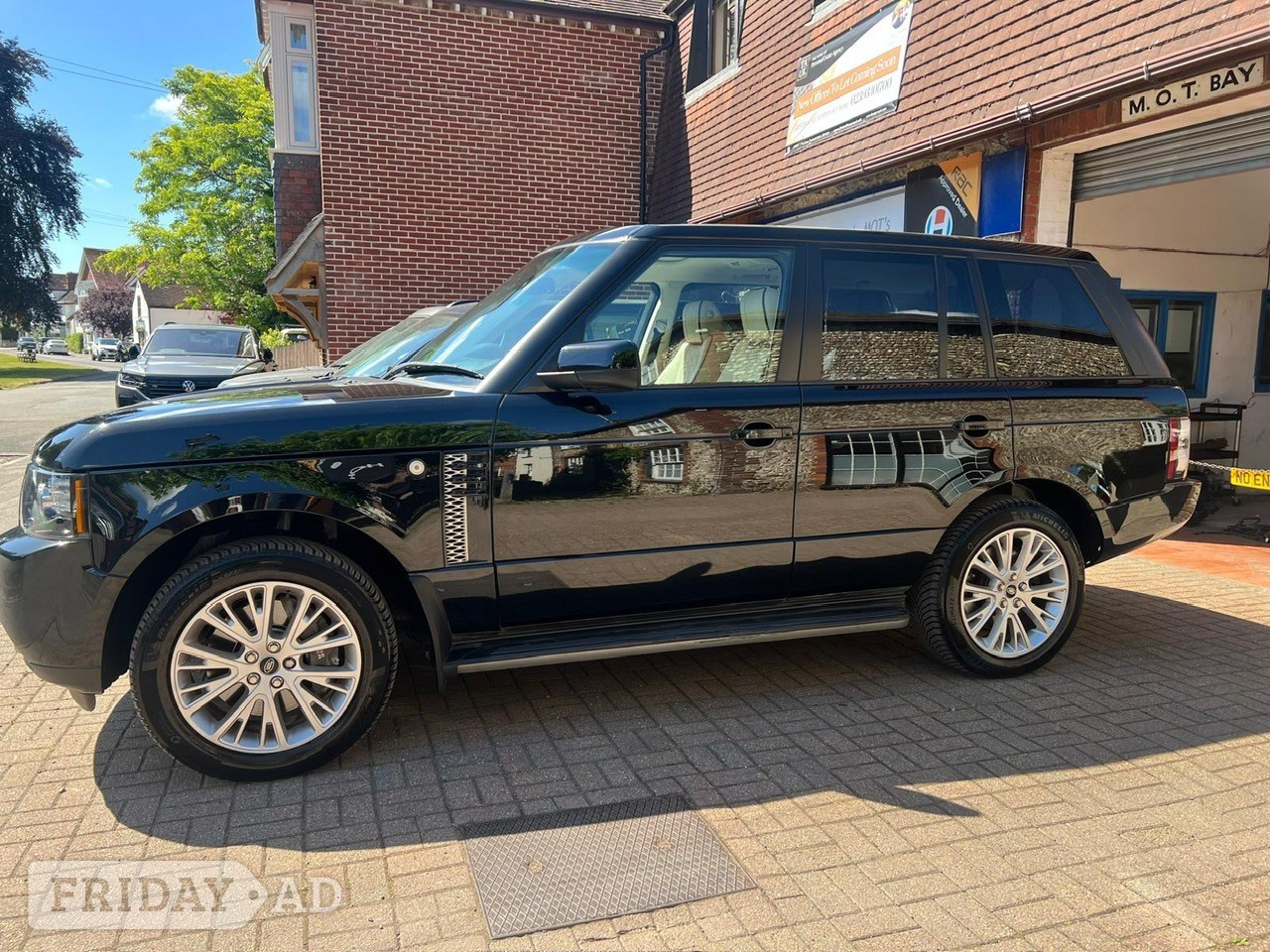 Land Rover Range Rover 2012 - Cars in Rowland's Castle
