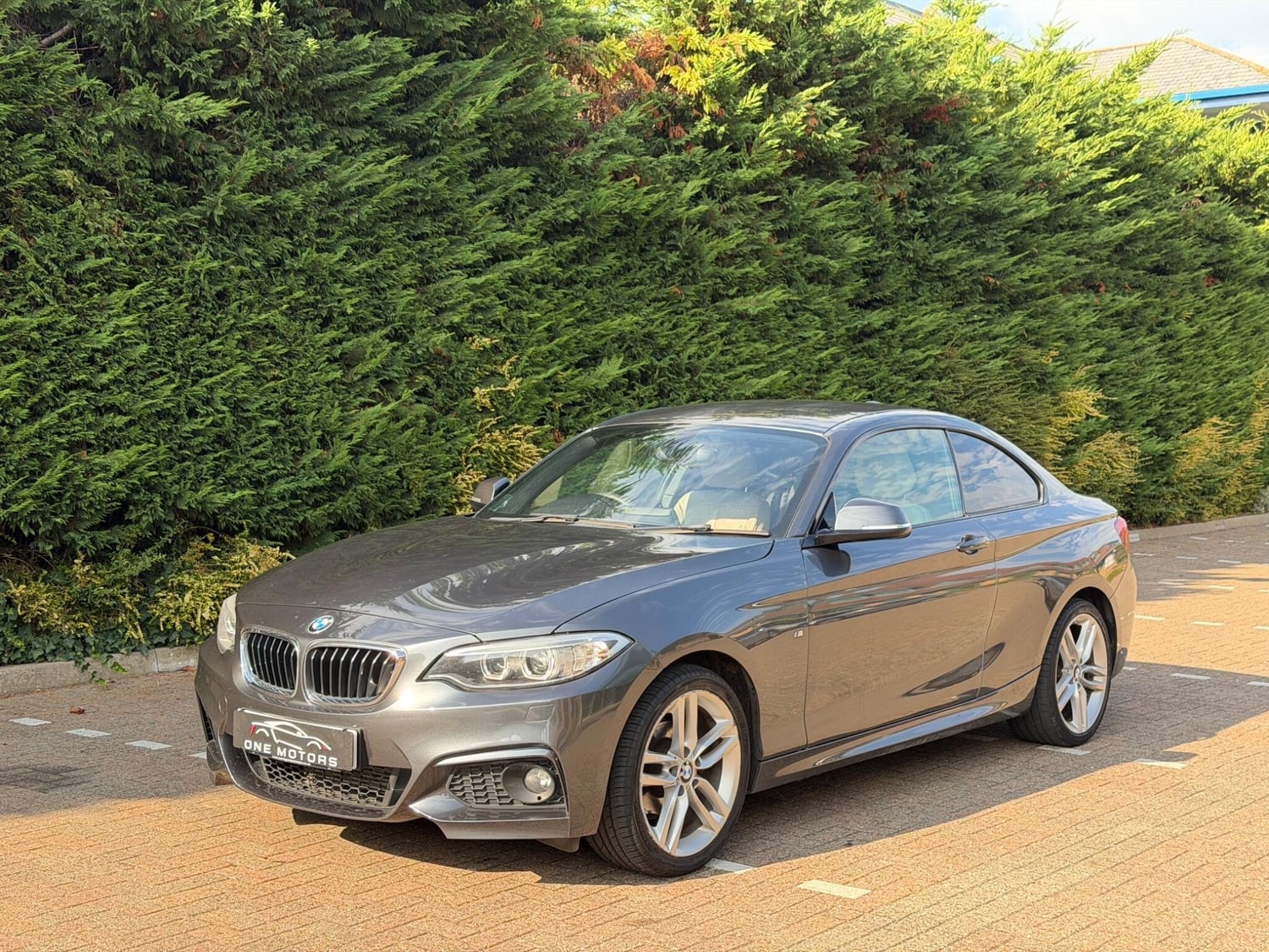 BMW 2 Series 2016 - Cars