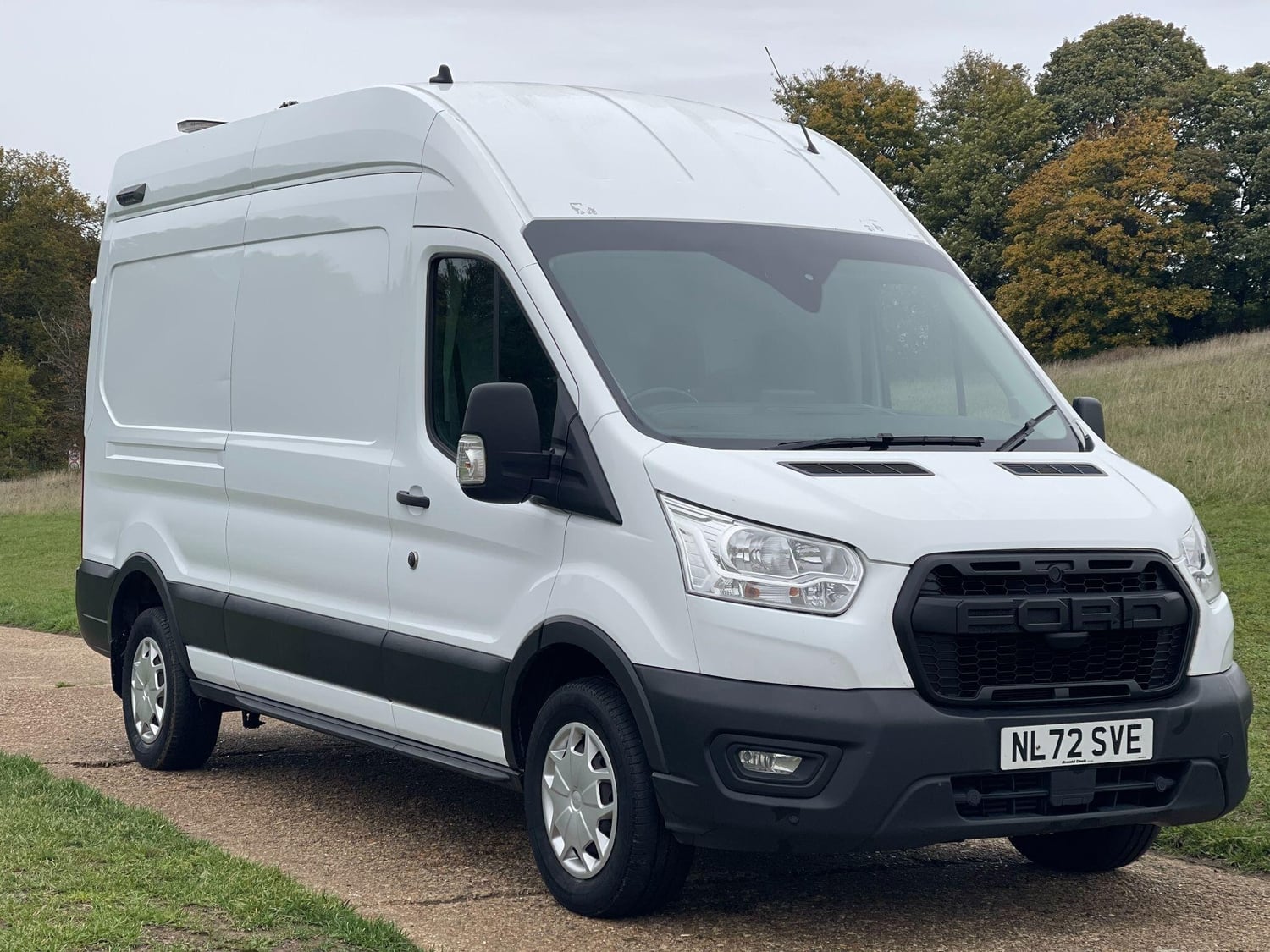 [ berth ]Ford Transit