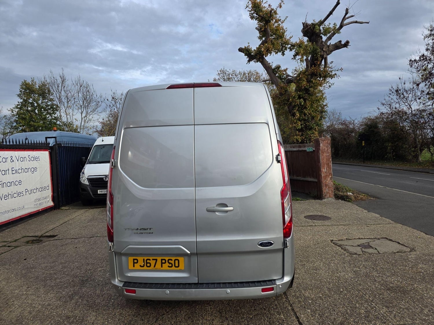 Ford Transit Custom 2017 - Vans & Commercial Vehicles in Hounslow
