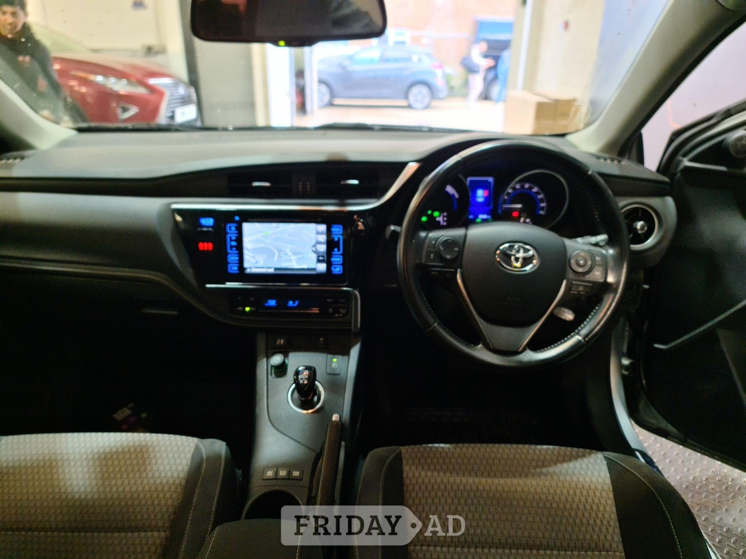 [ berth ]Toyota Auris