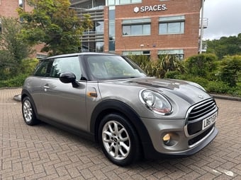 Mini Hatch 2018