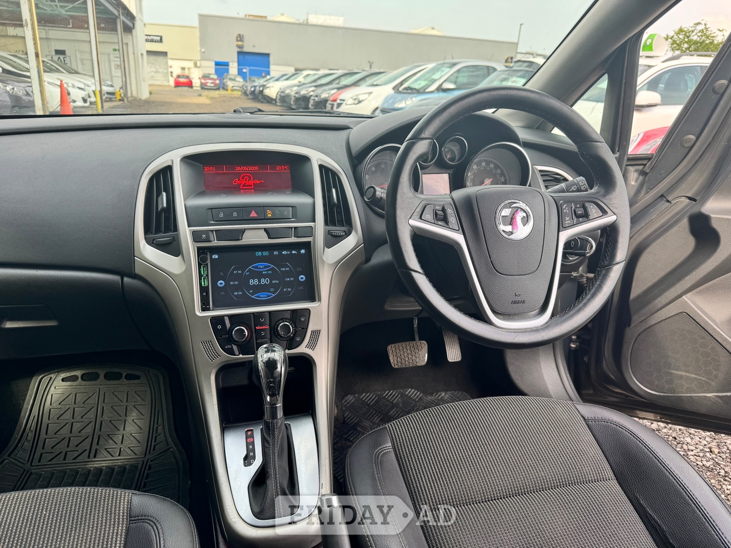 Vauxhall Astra 2013 - Cars