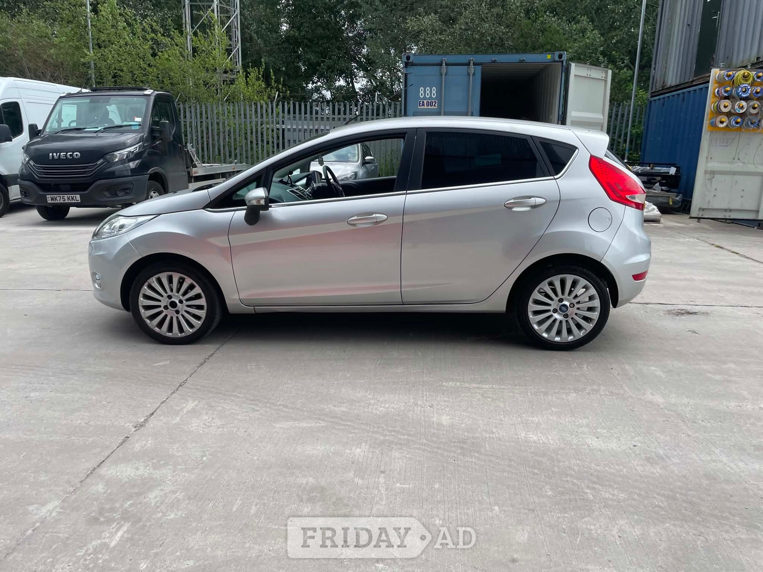 [ berth ]Ford Fiesta