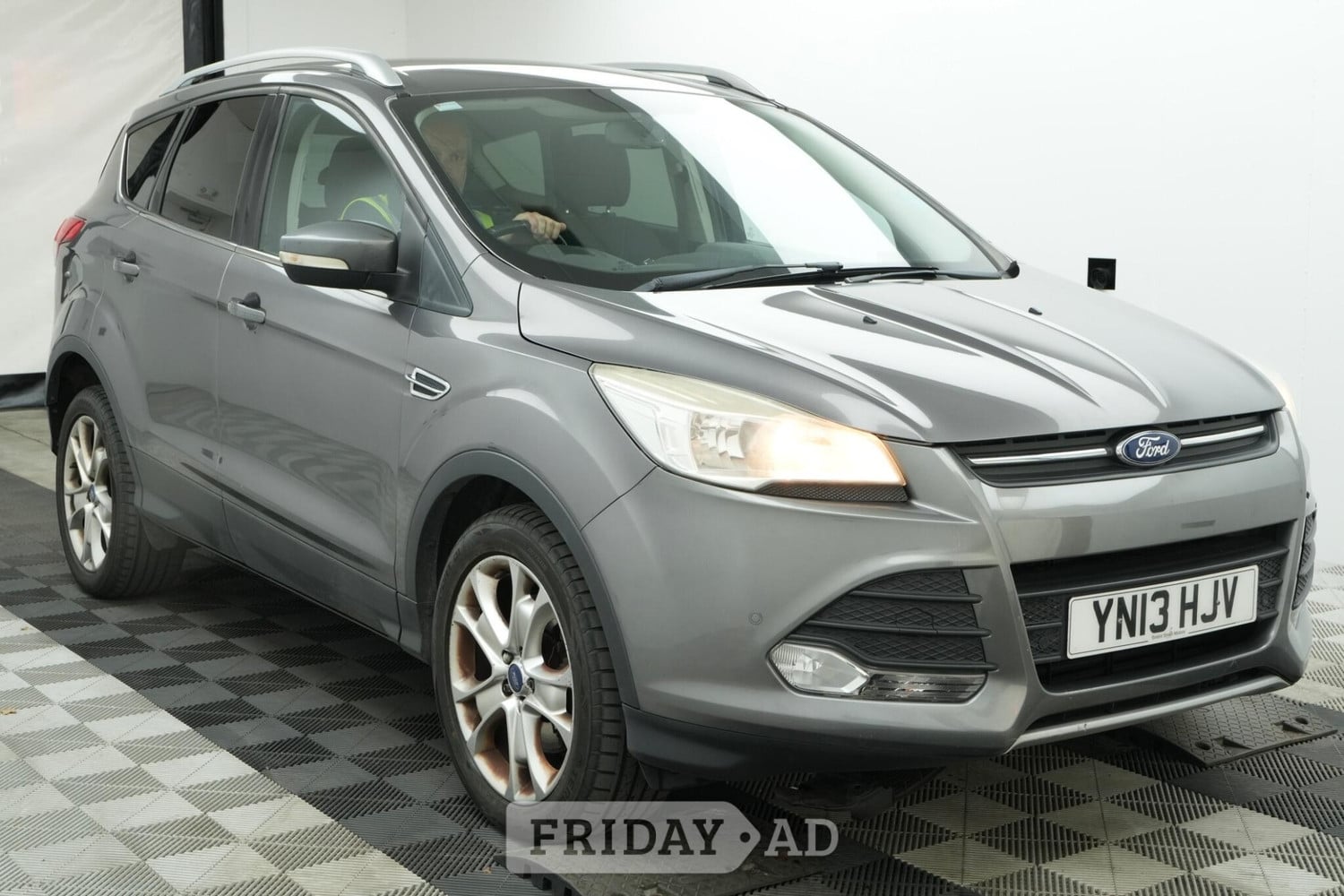 2013 Ford Kuga 2.0 TDCi Zetec AWD Euro 5 5dr in Lewes