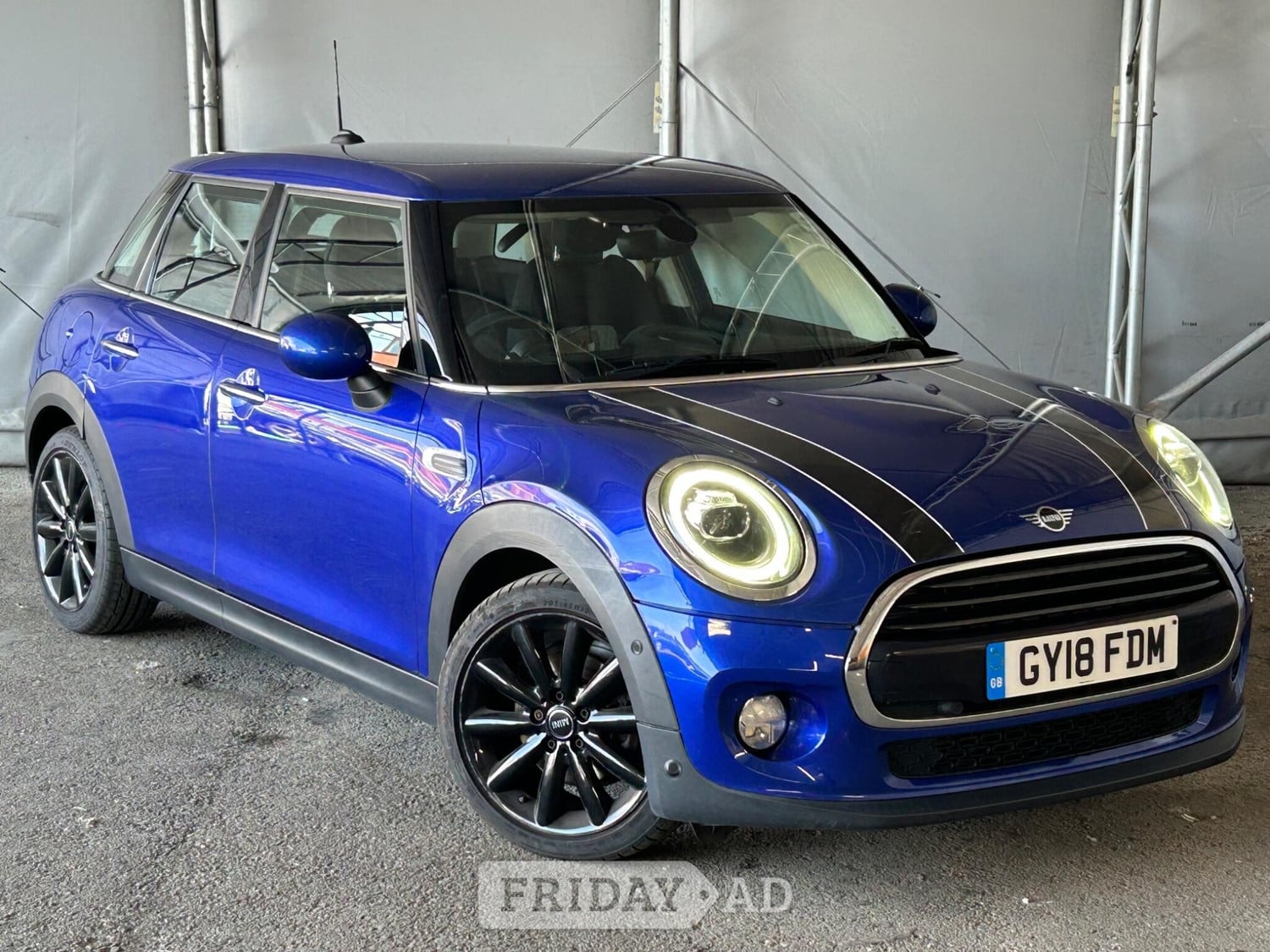 Mini Hatch 2018 - Cars