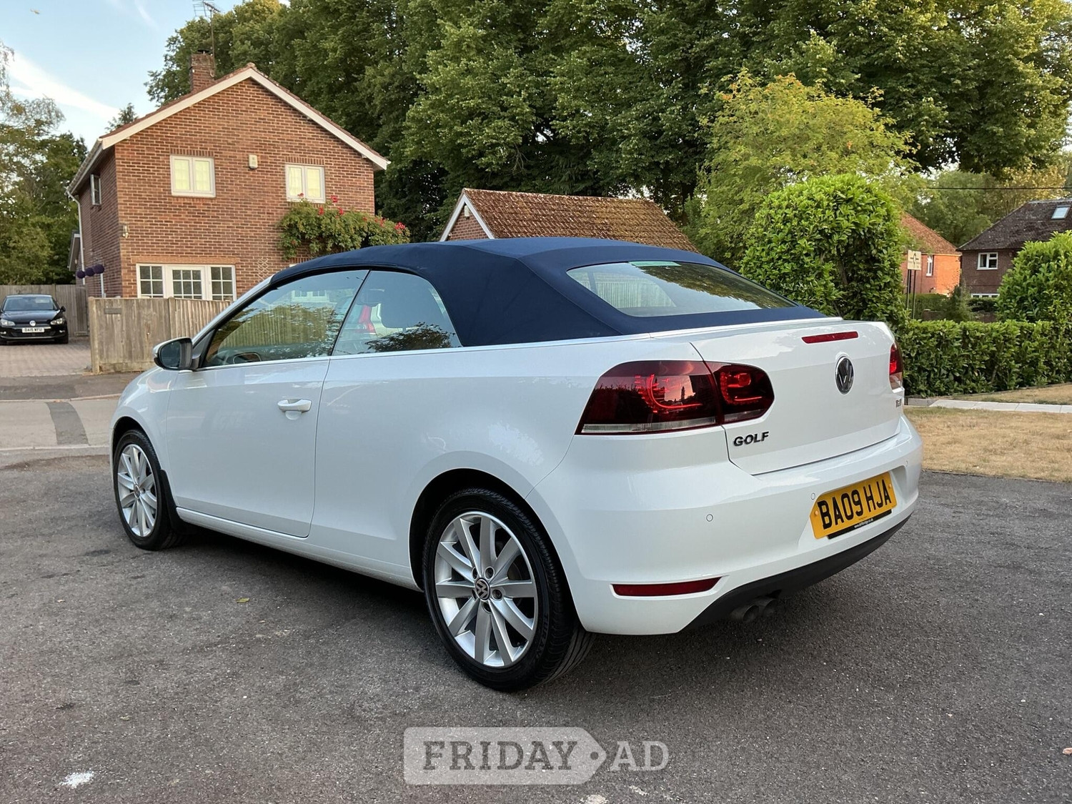 Volkswagen Golf 2015 - Cars