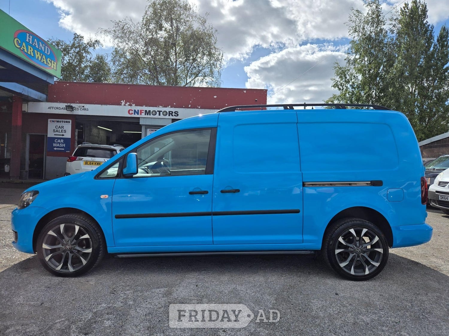 Volkswagen Caddy Maxi 2011 - Vans & Commercial Vehicles in Walsall