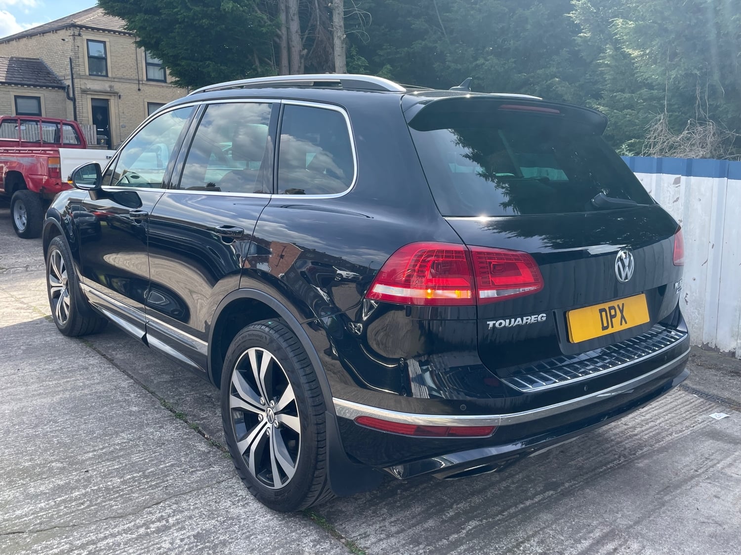 Volkswagen Touareg 2016 - Cars