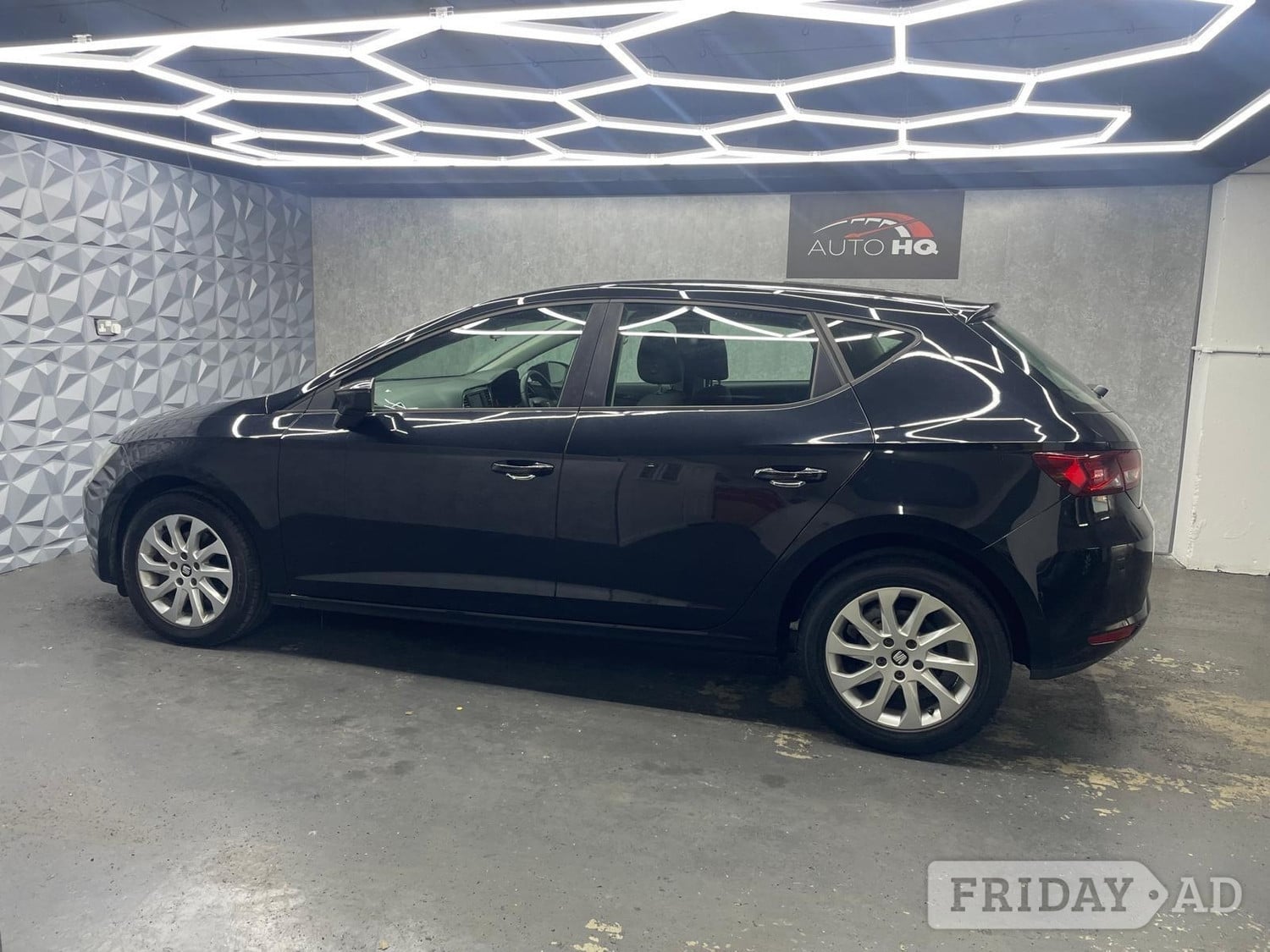 SEAT Leon 2013 - Cars in Halifax