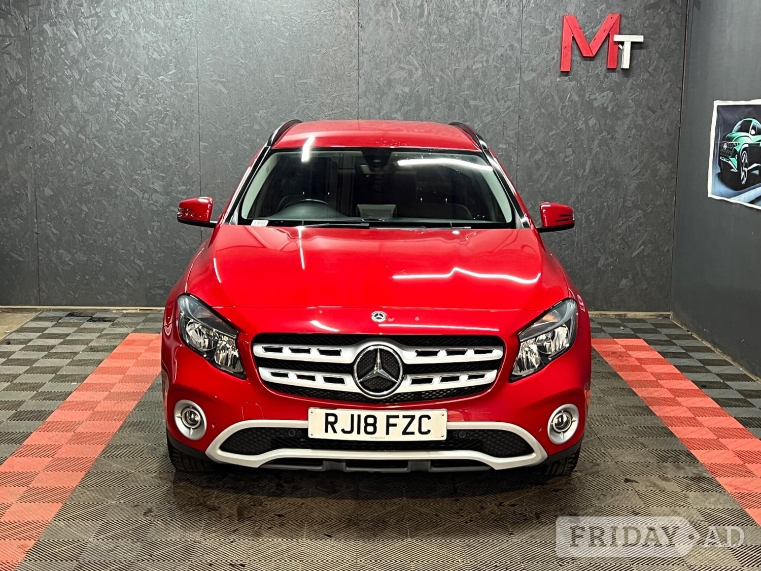 [ berth ]Mercedes-Benz GLA