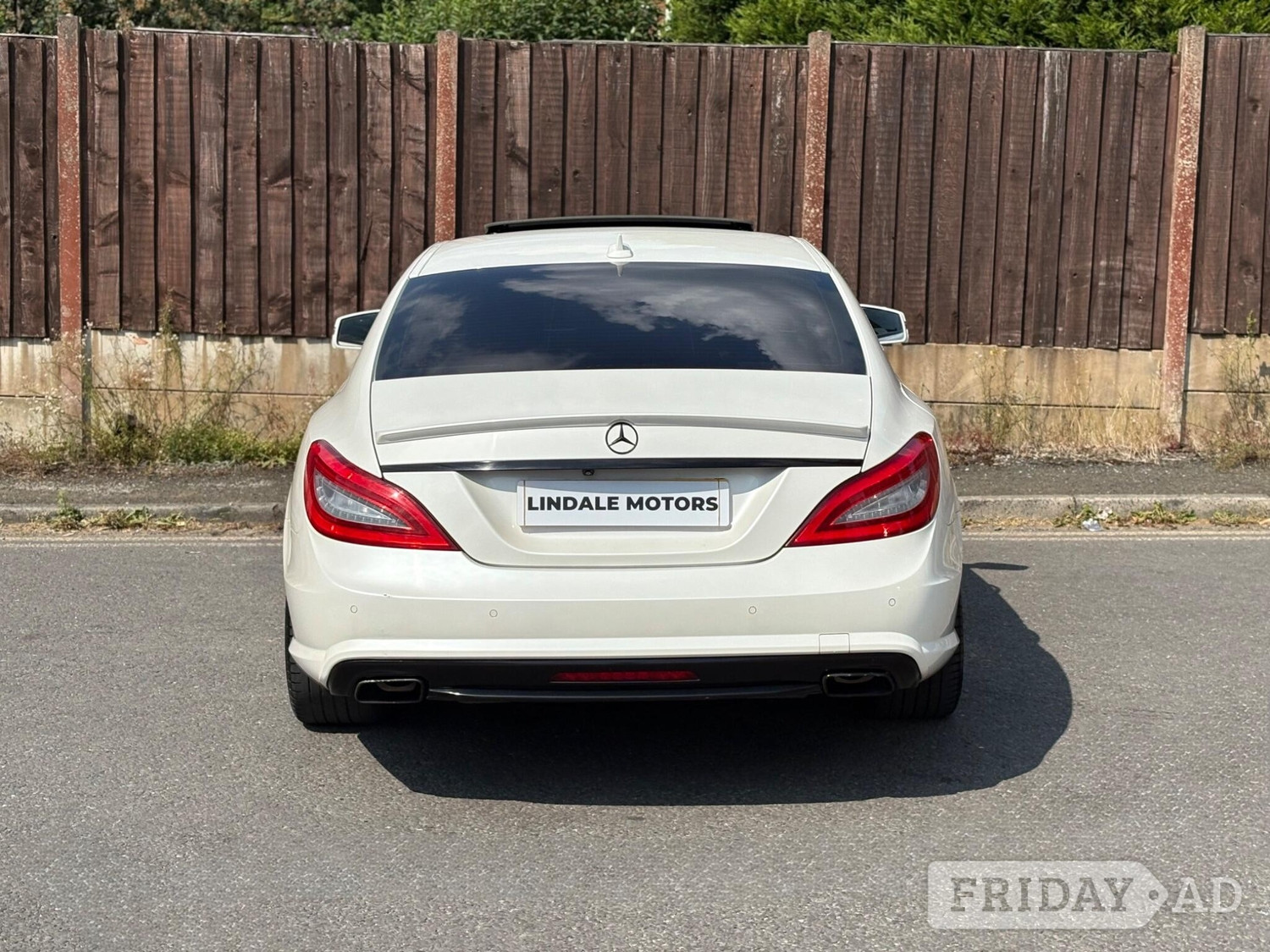 [ berth ]Mercedes-Benz CLS Class