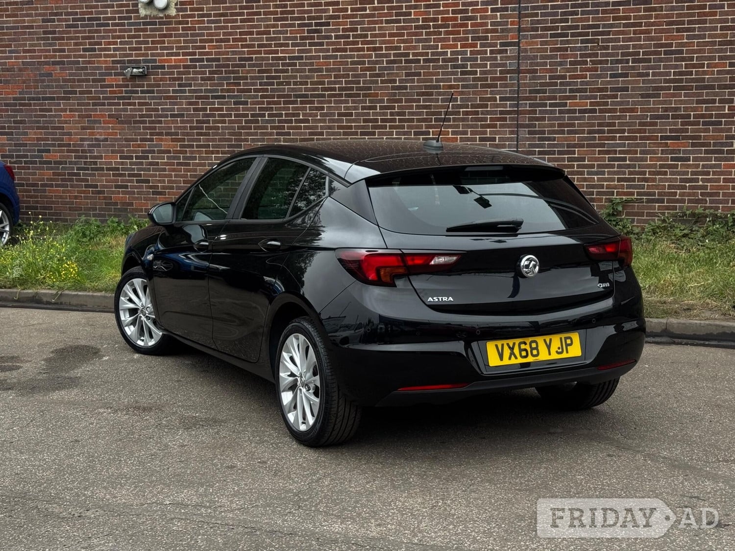 Vauxhall Astra 2019 - Cars in Leeds