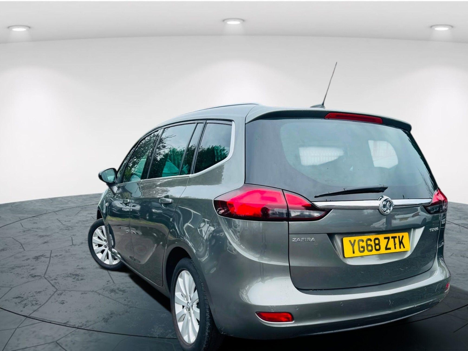 Vauxhall Zafira Tourer 2018 - Cars
