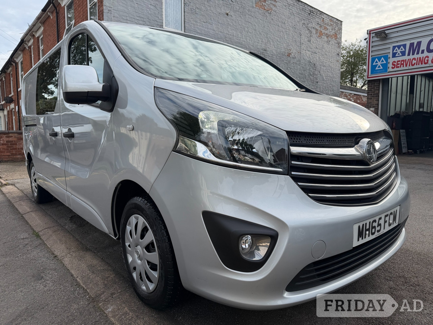 Vauxhall Vivaro 2016 - Vans & Commercial Vehicles in Kettering