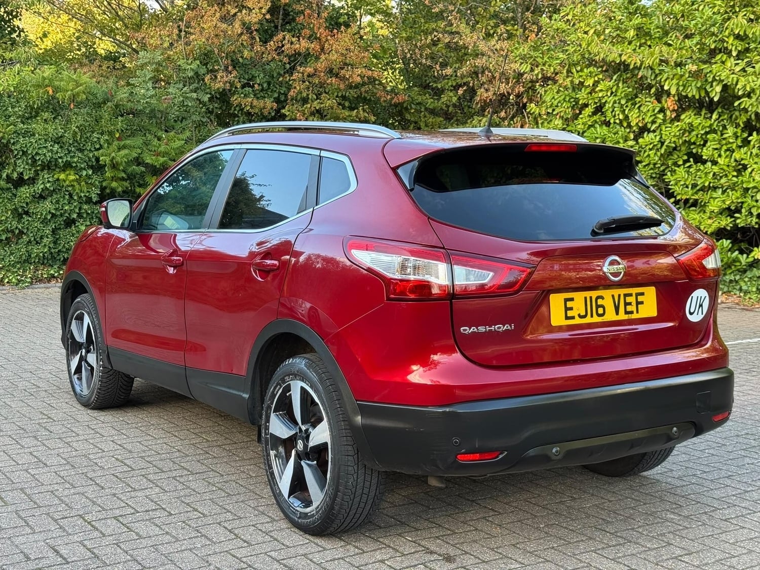 Nissan Qashqai 2016 - Cars in Hillingdon