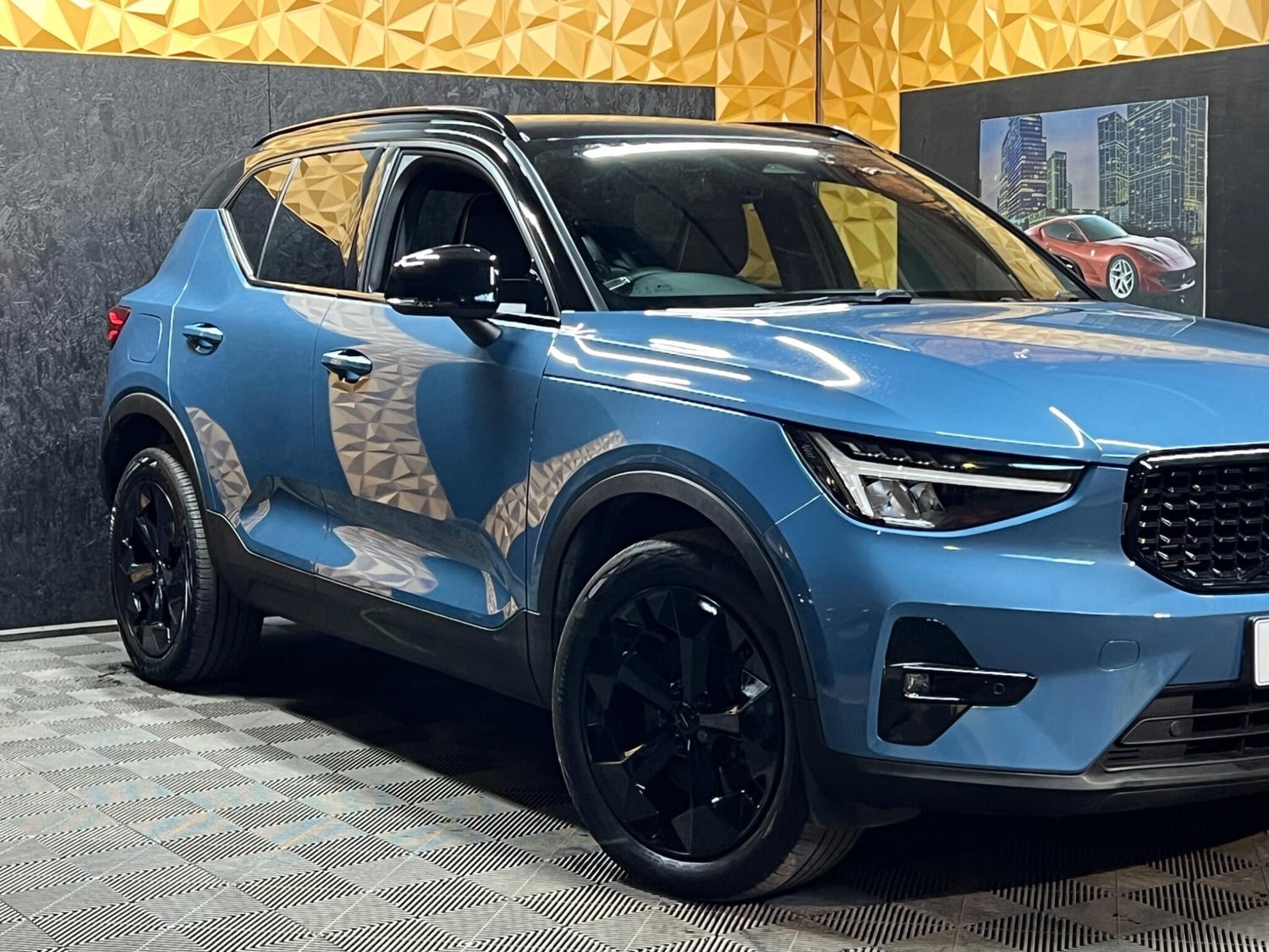 Volvo XC40 2024 - Cars