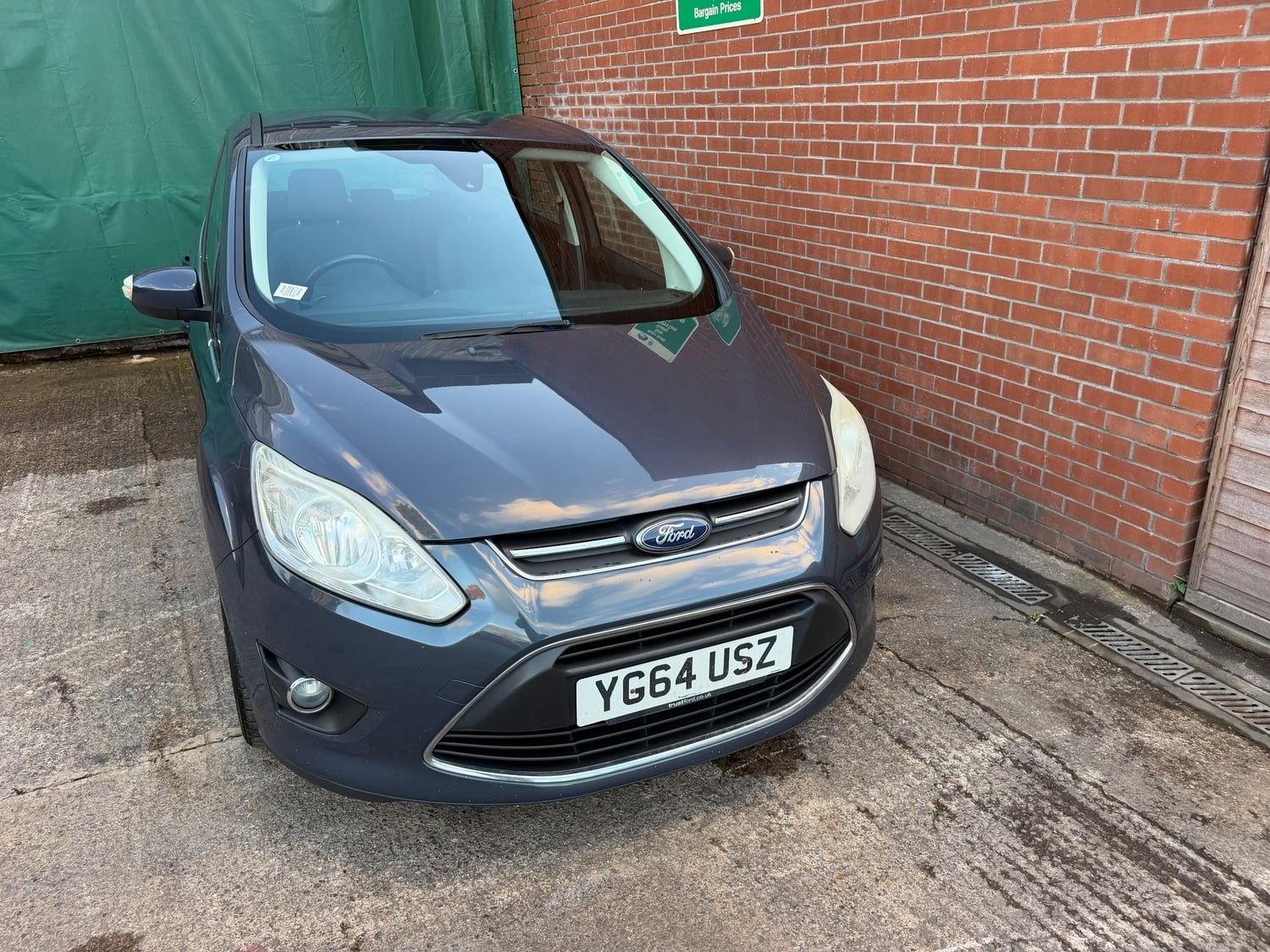 Ford C-MAX 2014 - Cars in Hanham