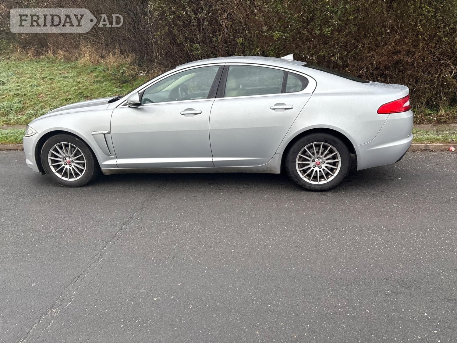 [ berth ]Jaguar XF