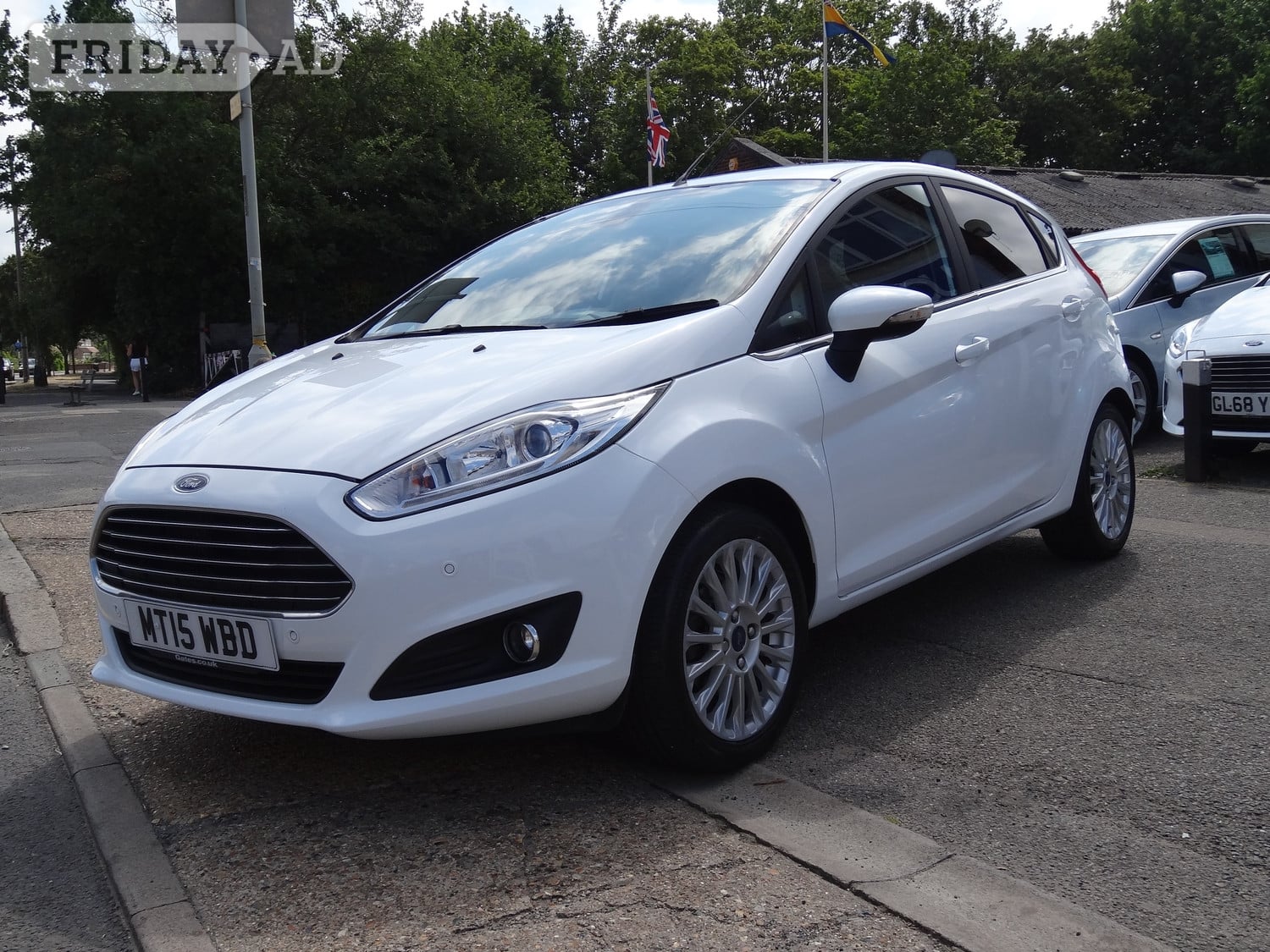 Ford Fiesta 2015 - Cars