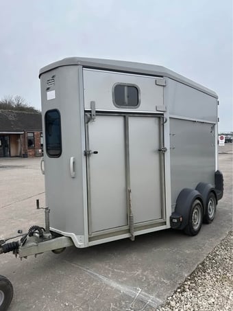 Ifor Williams HB511  Horse Trailer