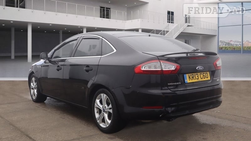 [ berth ]Ford Mondeo