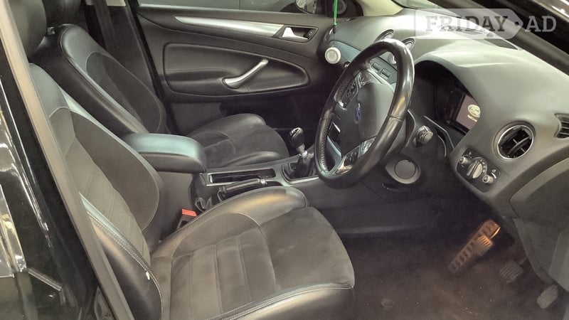 Ford Mondeo 2013 - Cars