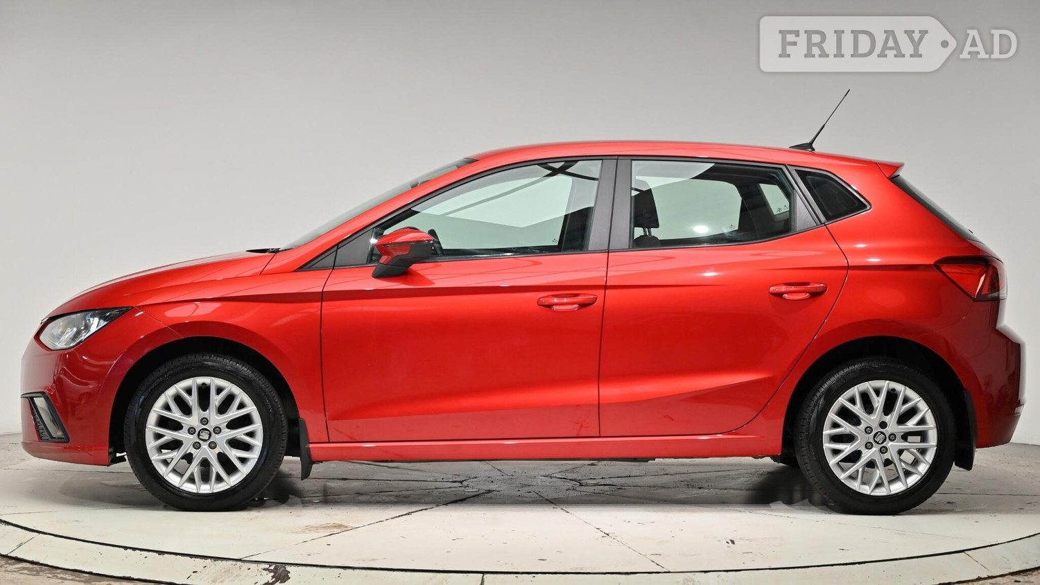 [ berth ]SEAT Ibiza