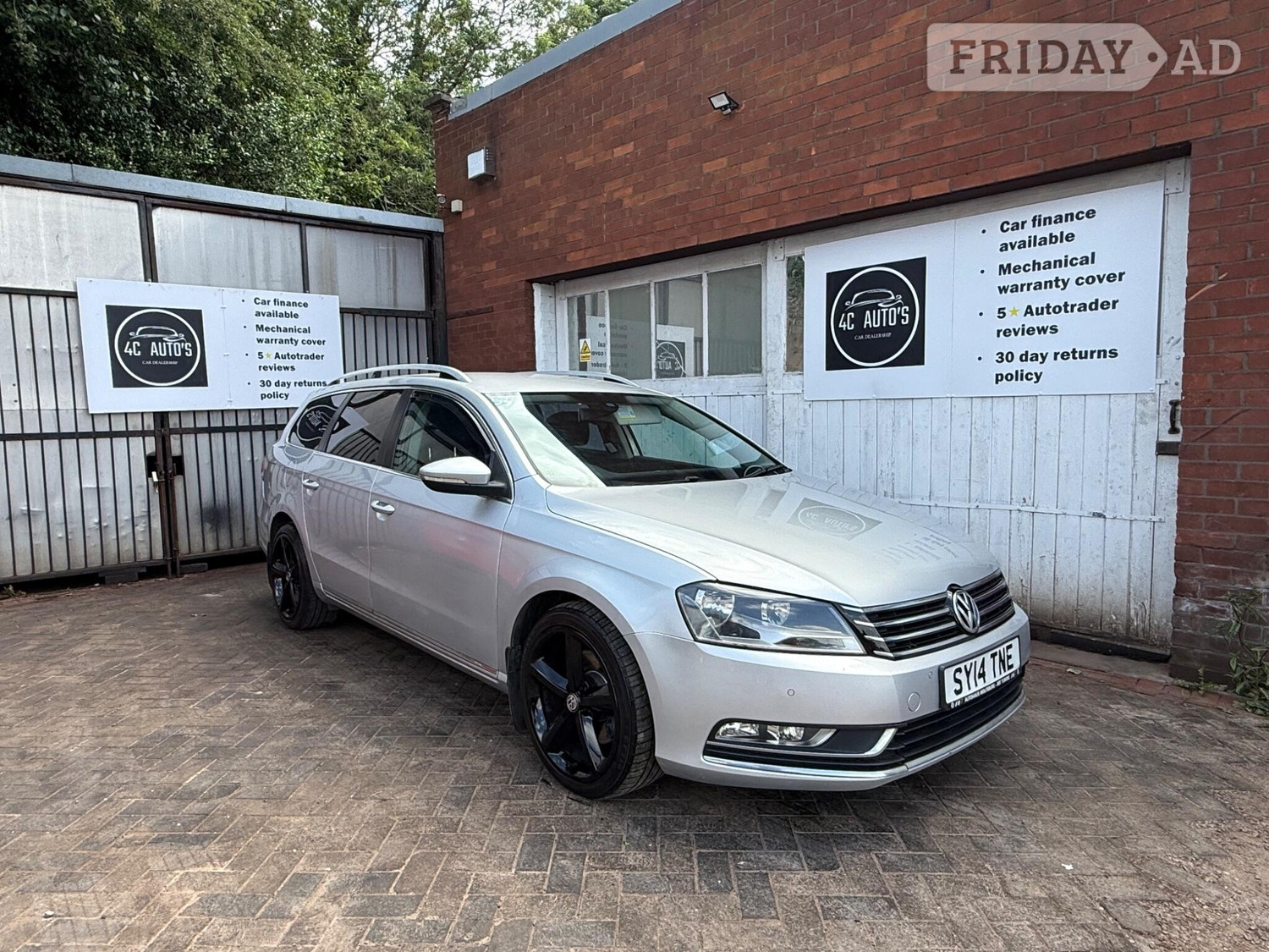 Volkswagen Passat 2014 - Cars