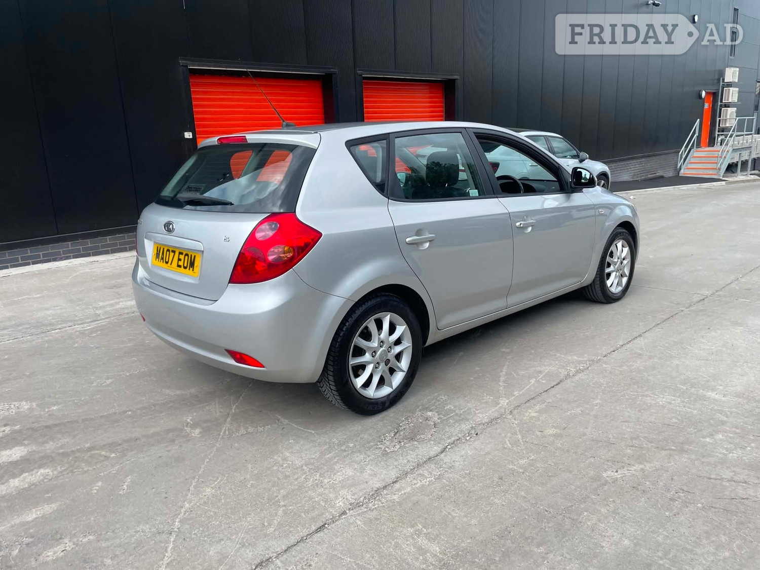 [ berth ]Kia Ceed