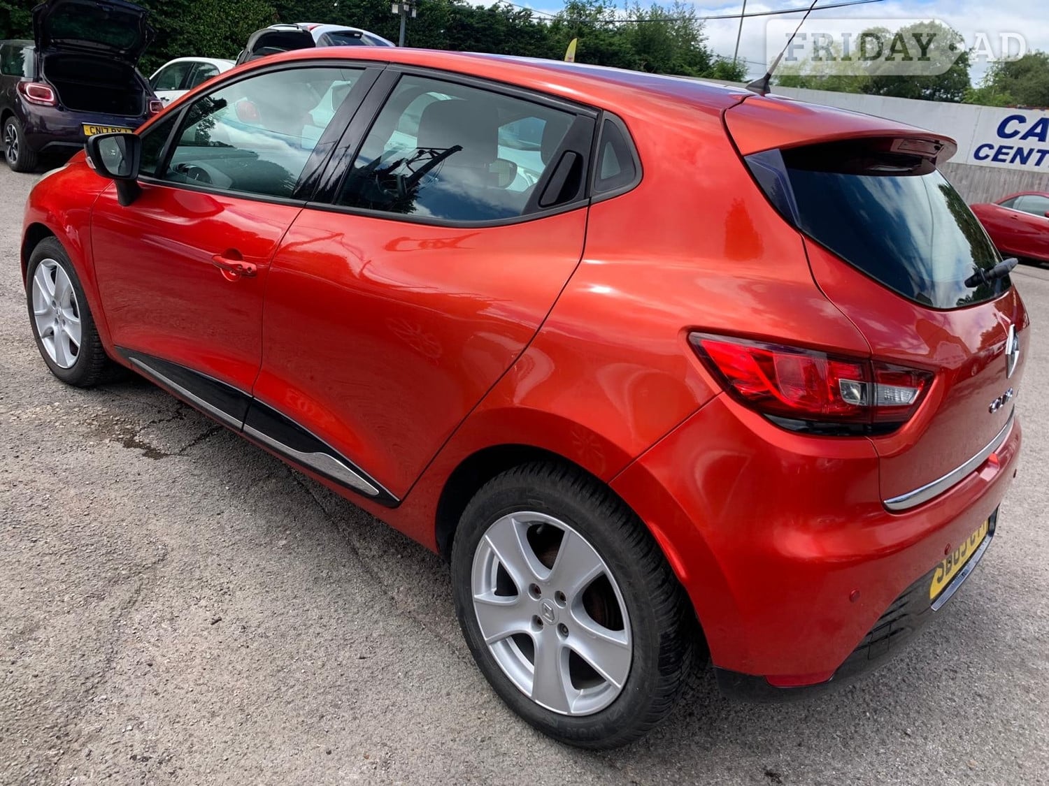 Renault Clio 2015 - Cars in Hengoed