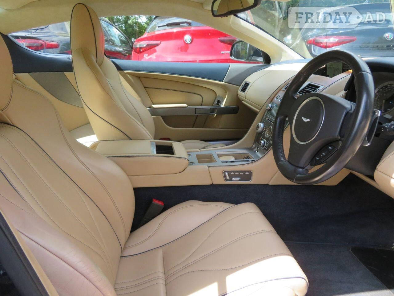 Aston Martin DB9 Horsham