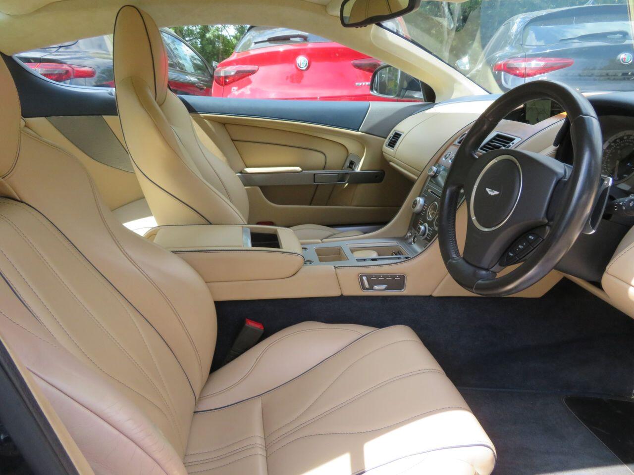 Aston Martin DB9 Horsham