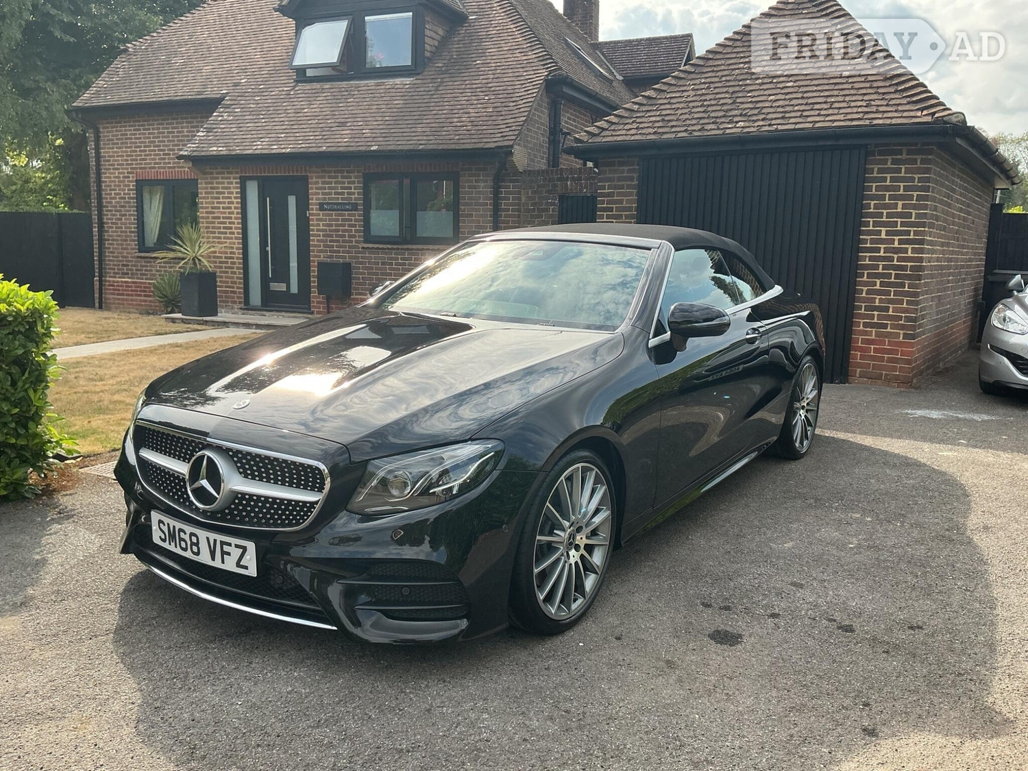 [ berth ]Mercedes-Benz E Class