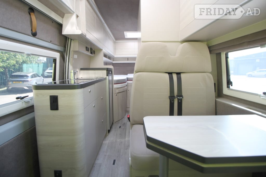 [4 berth ]GLOBE-TRAVELLER 