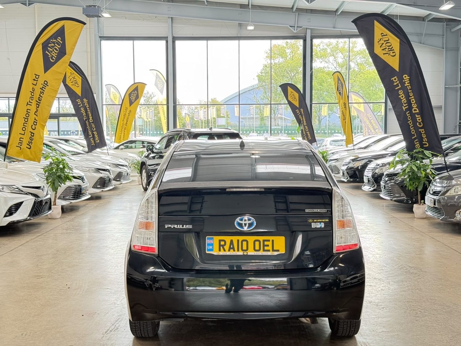 Toyota Prius 2010 - Cars in Reading