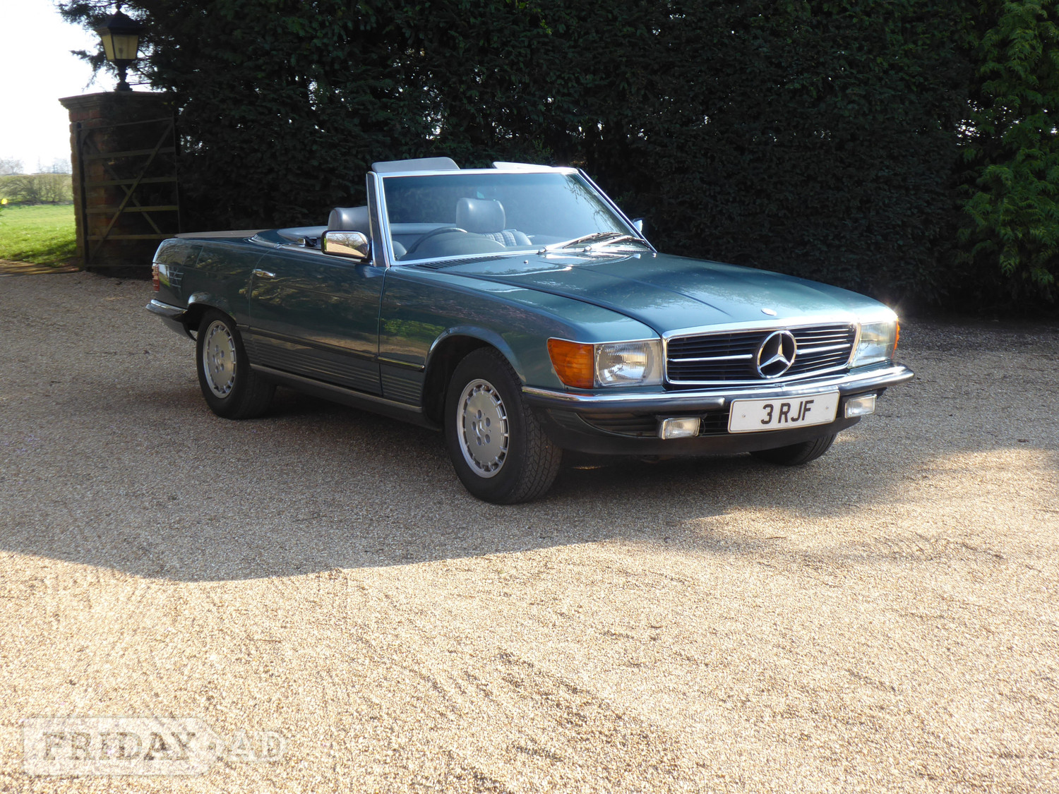 Mercedes-Benz 280 SL 1984 - Cars in Northampton