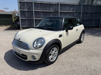 Mini Hatch 2012