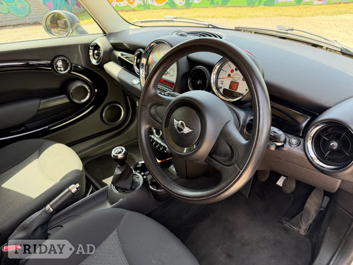 [ berth ]Mini Hatch