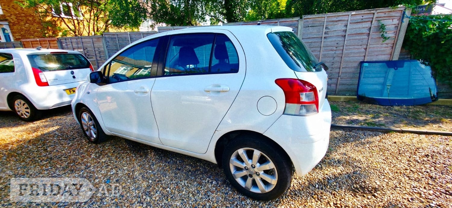 [ berth ]Toyota Yaris
